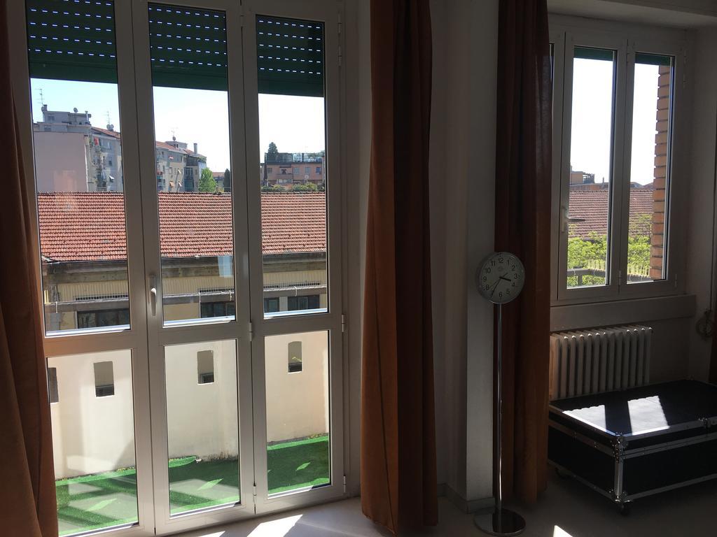 Suite In Town Milano Exteriör bild